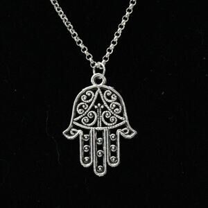 New Fashion Silver Tone Fatima Hand Necklace N87